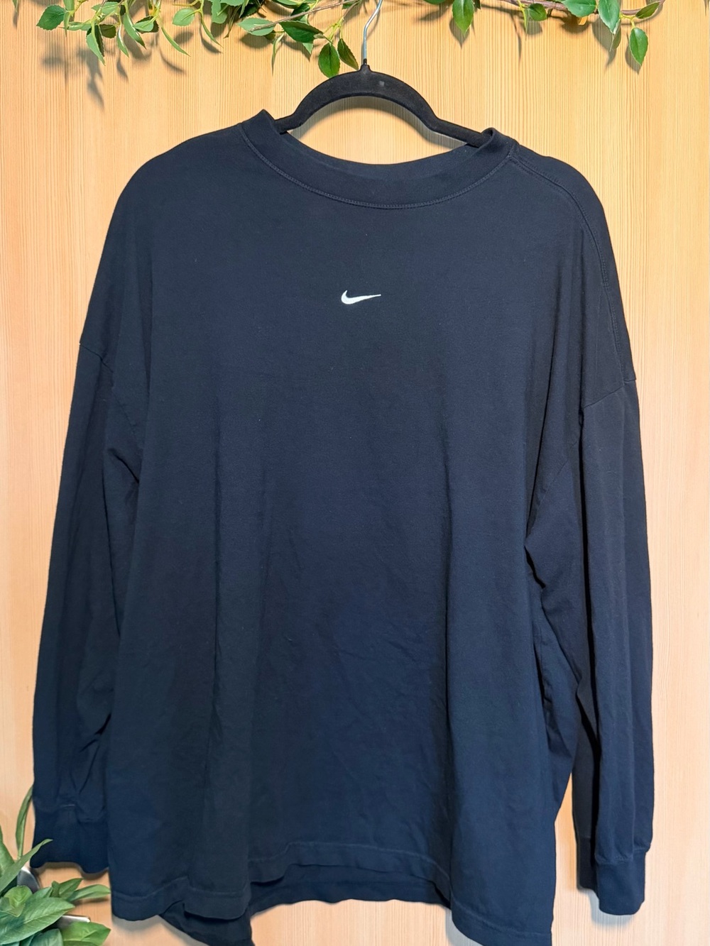 Nike Women’s Oversized Long-Sleeve T-shirt